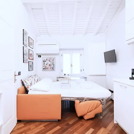 Easylife - Delizioso Monolocale In Brera/duomo * Milan